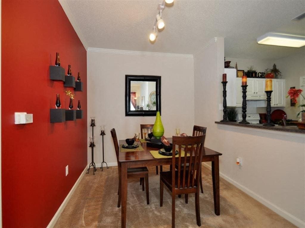 Village on the Green Apartments 2975 Continental Colony Pkwy Sw