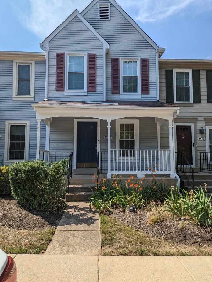 2962 Kings Station Ct #2 - Photo 2 of 8