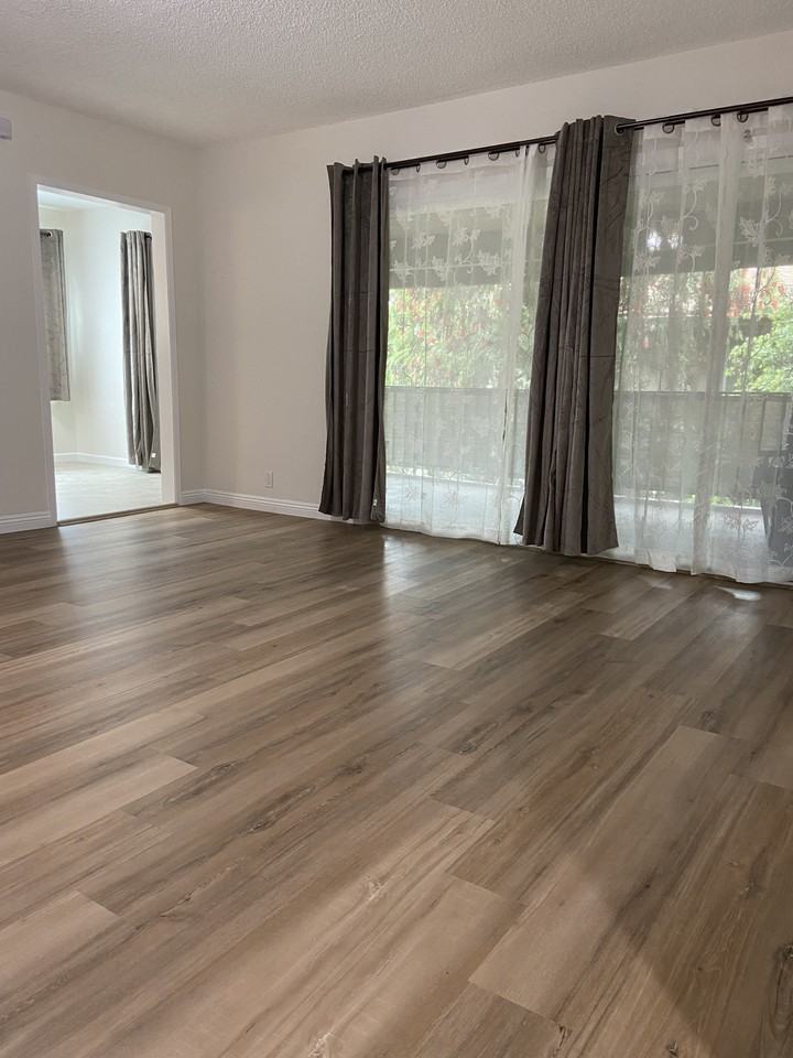 Brookside Manor - Photo 3 of 41