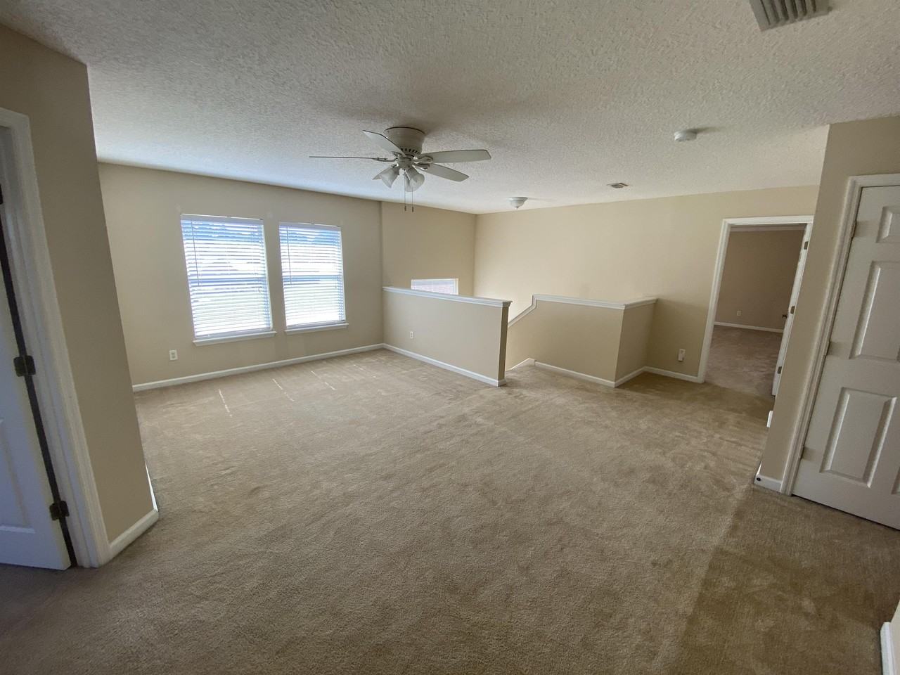 3301 Turkey Creek Dr #1 - Photo 4 of 33