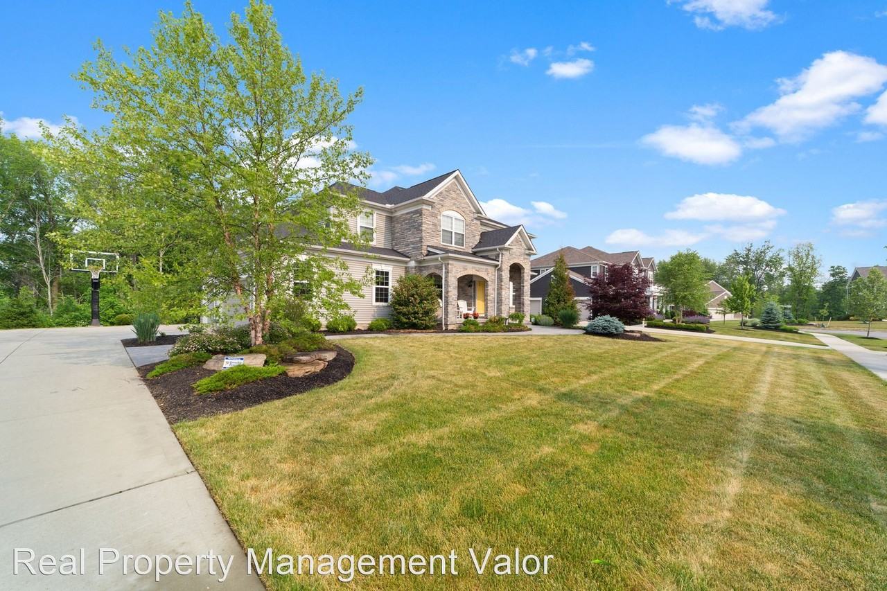 6712 Rosewood Trl - Photo 3 of 10