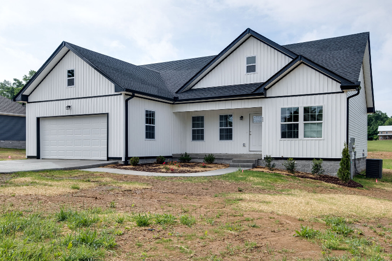 644 S Tunnel Rd - Photo 3 of 26