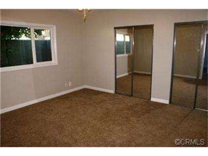 676 Ultimo Ave - Photo 3 of 8