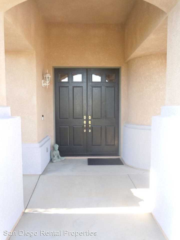 1229 Bernardo Ridge Pl - Photo 3 of 28