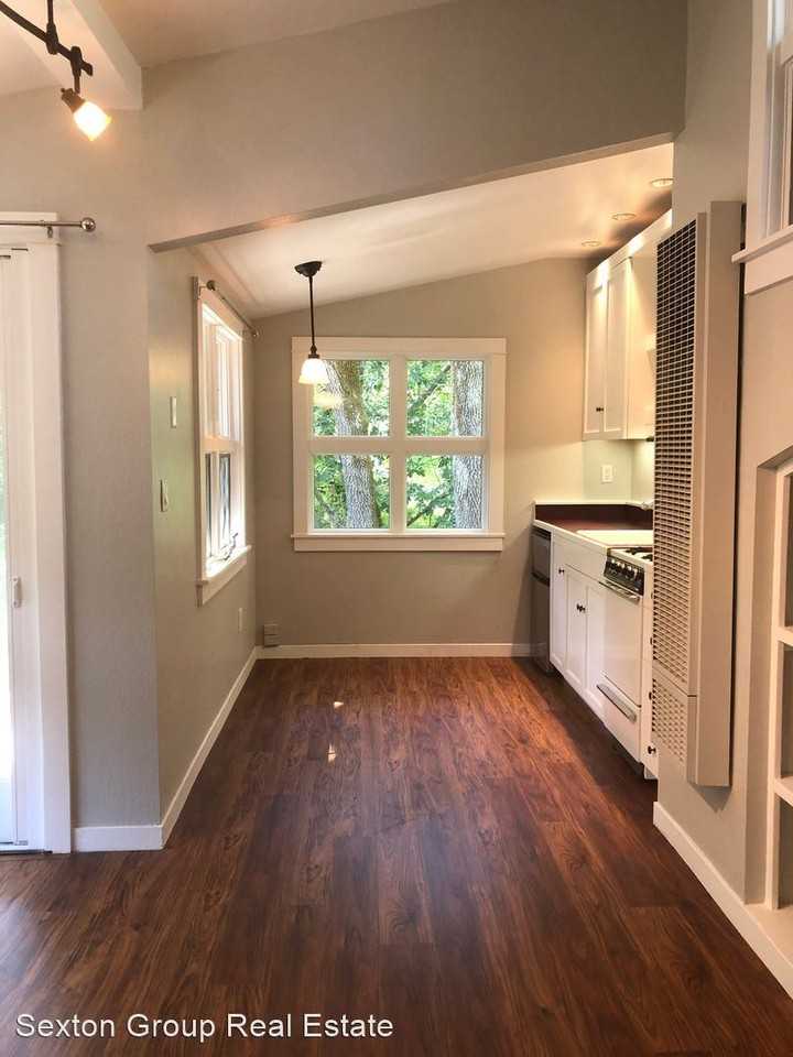 184A Moraga Way - Photo 3 of 8