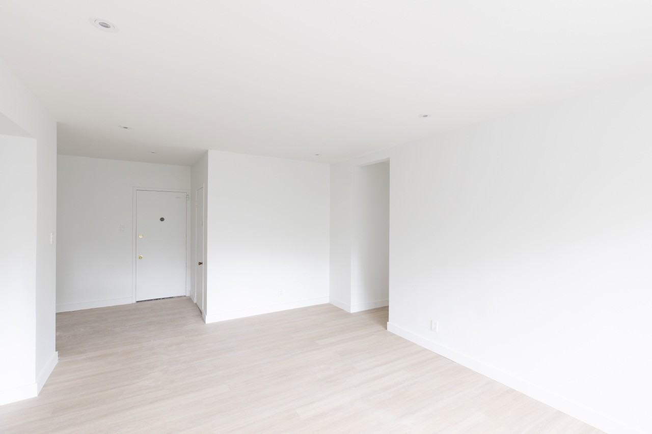 MACDONALD - Photo 4 of 13