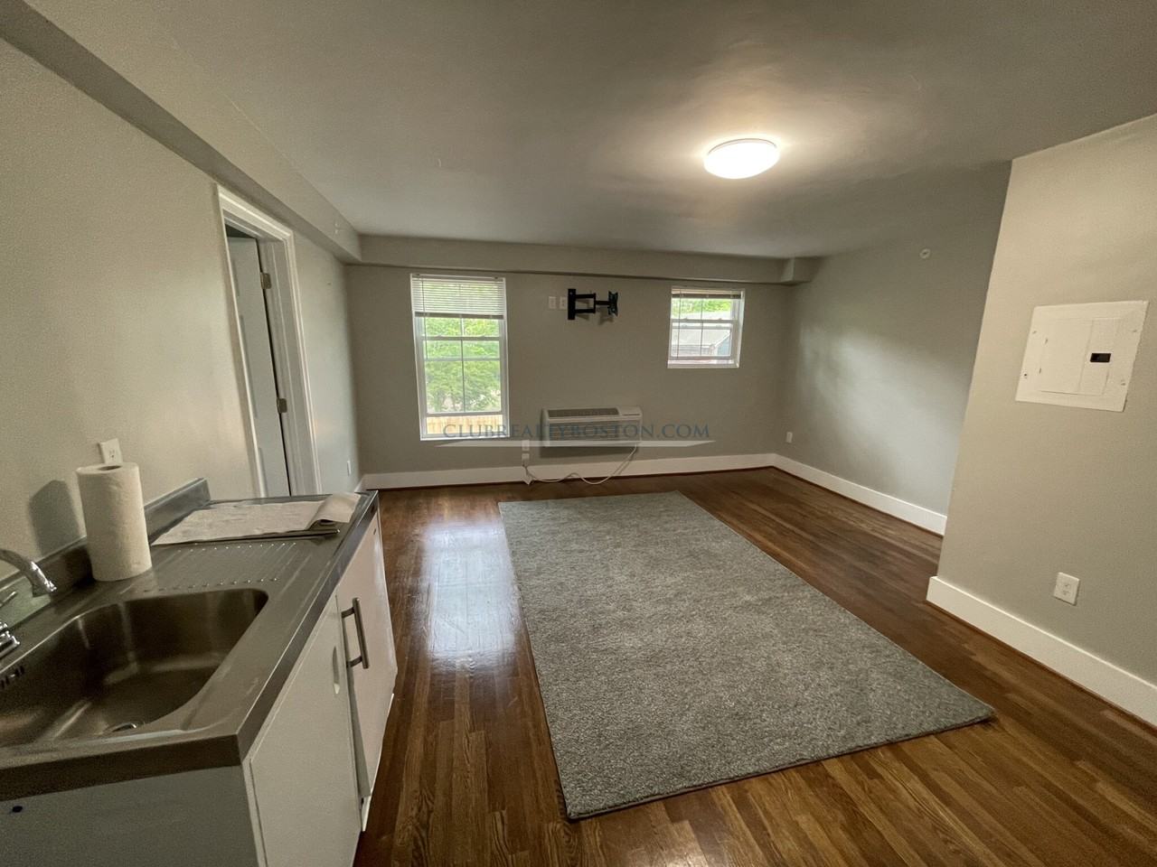 67 Loker St #8 - Photo 4 of 10