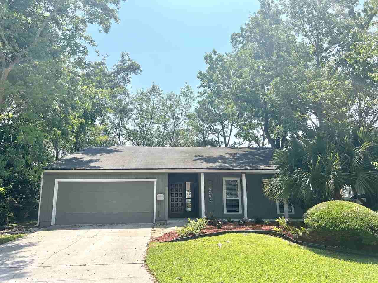 4793 Marsh Hammock Dr E - Photo 2 of 36