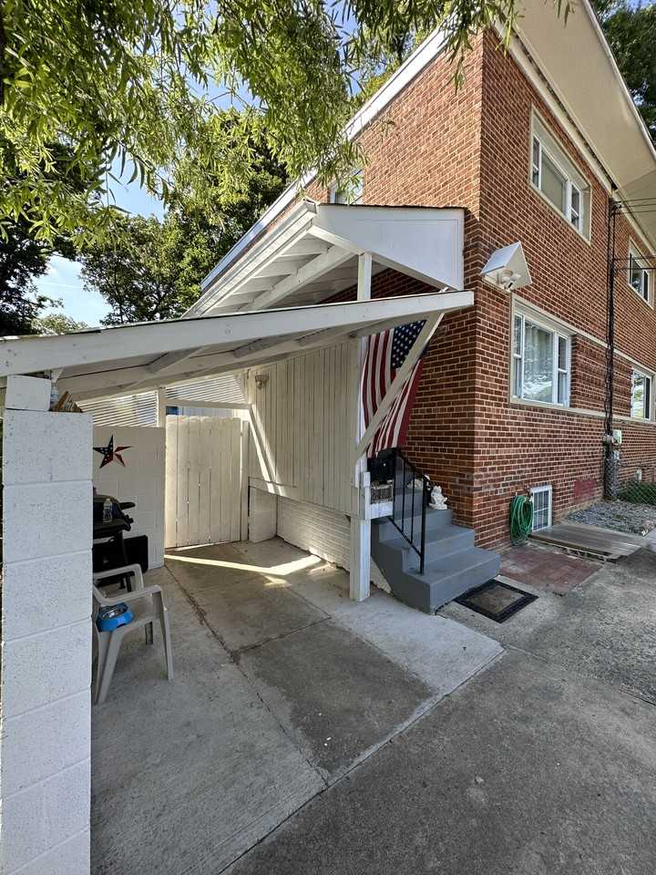 8412 Navahoe Dr #2 - Photo 2 of 25