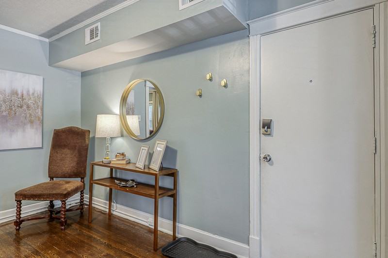 3402 Gillham Rd - Photo 5 of 40