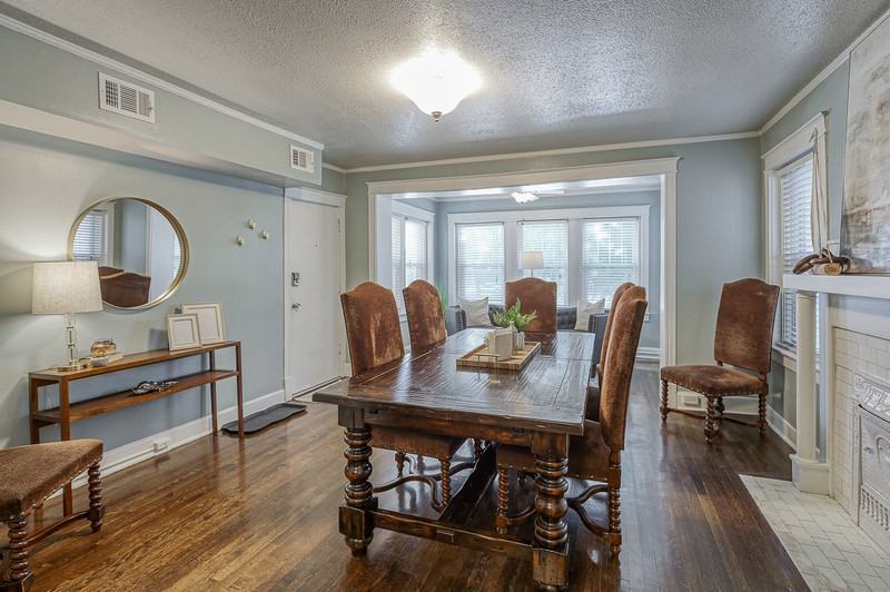 3402 Gillham Rd - Photo 6 of 40