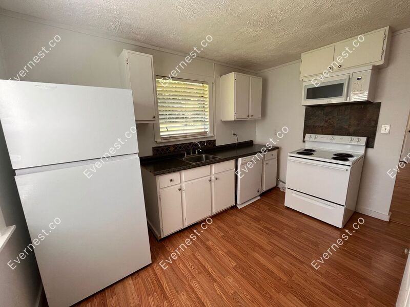 2110 S Ridge Rd - Photo 3 of 29