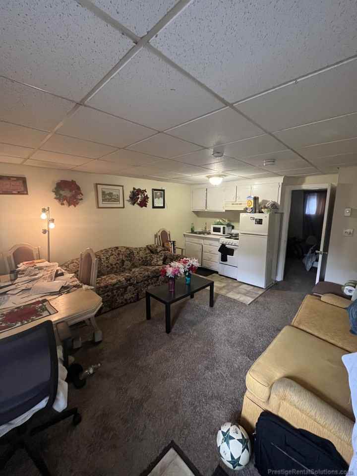Post Office Ave 12, Andover, MA 01810 1 Bedroom Apartment for Rent