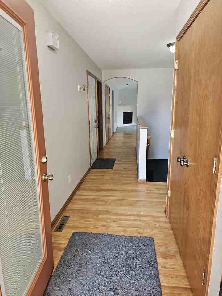 1527 Pheasant Run #NA - Photo 3 of 30