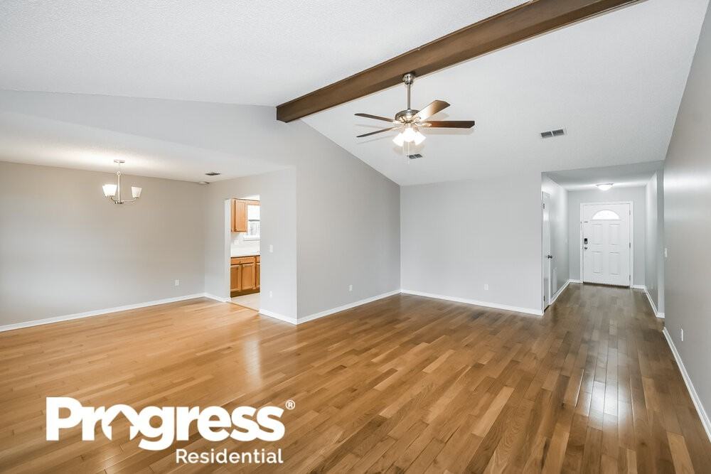 9104 Margolyn Ct - Photo 3 of 16