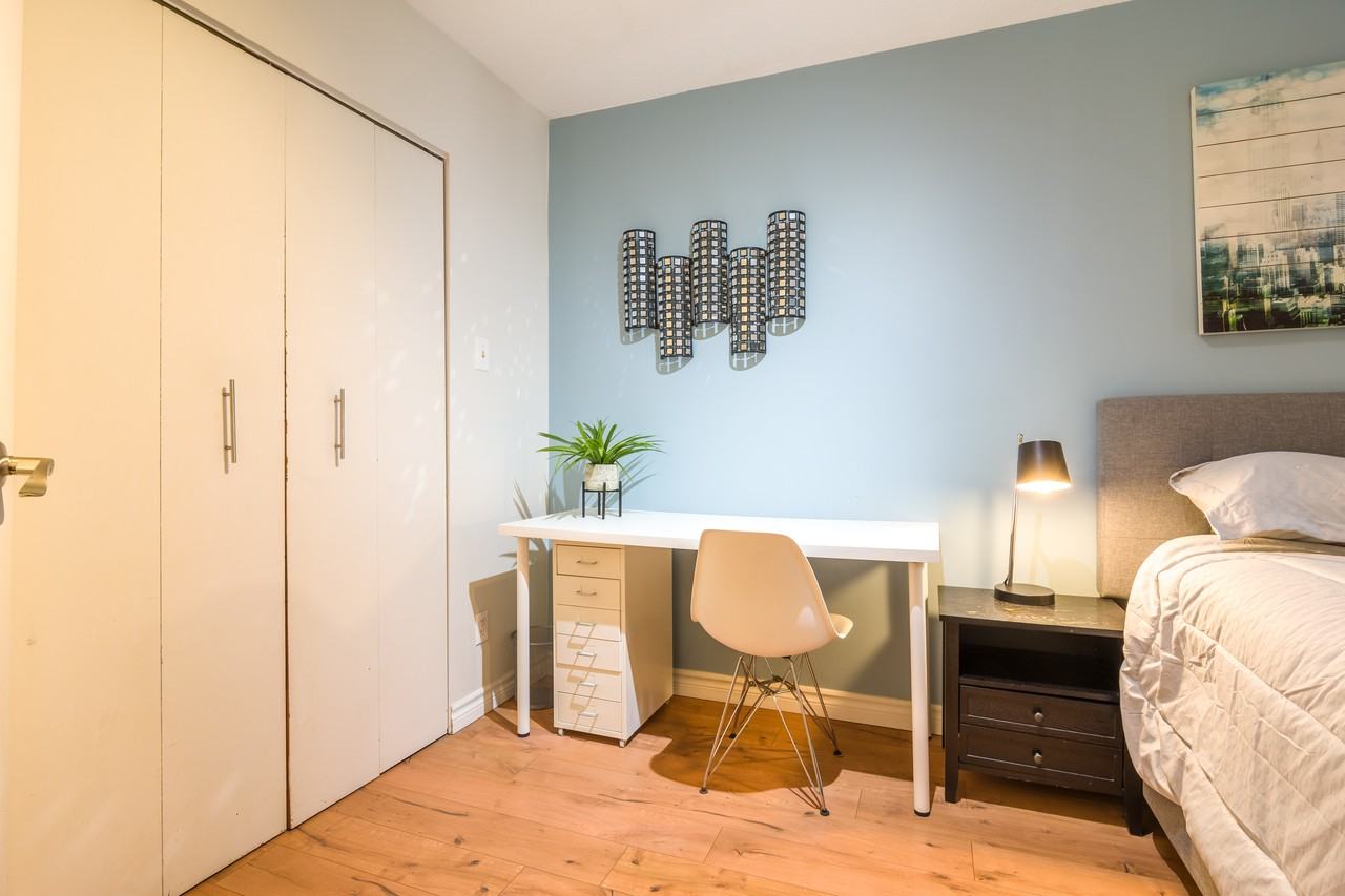 1669 Rue Joliette - Photo 3 of 20