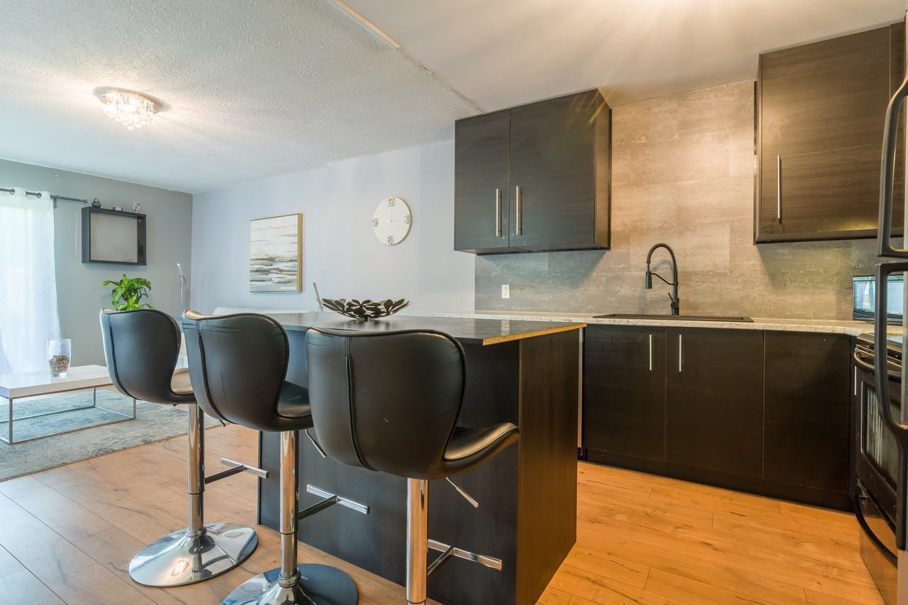 1669 Rue Joliette - Photo 2 of 20