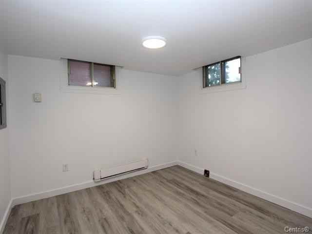 911 Rue Front - Photo 3 of 10