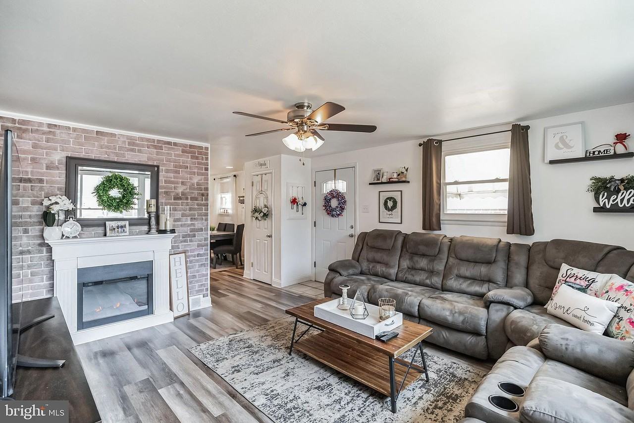 3505 Bantry Way #NA - Photo 2 of 6