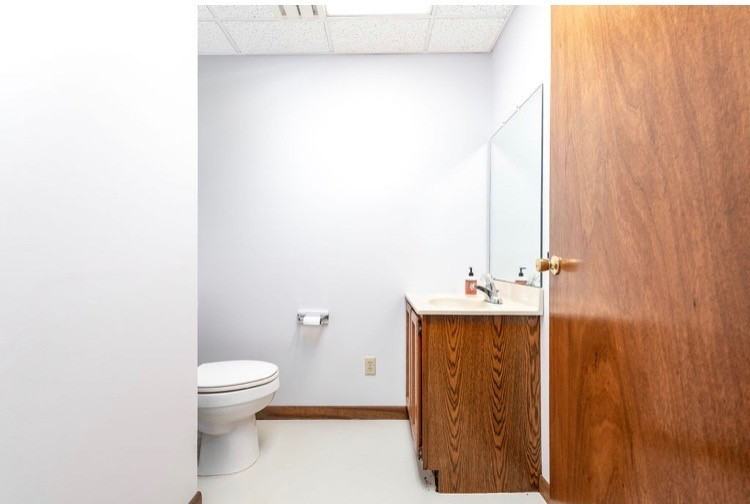 5403 S Graham Rd - Photo 2 of 6