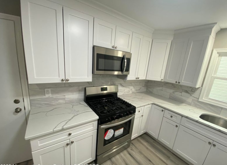 26 Upton Ct - Photo 2 of 15