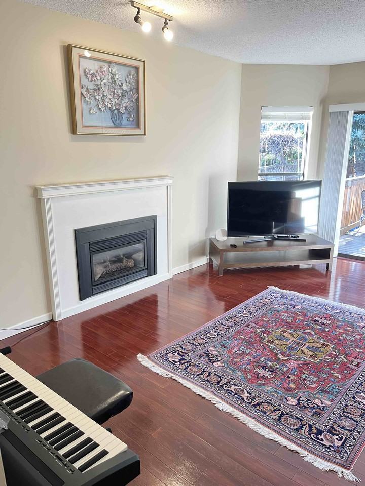 3342 Garibaldi Drive - Photo 6 of 18