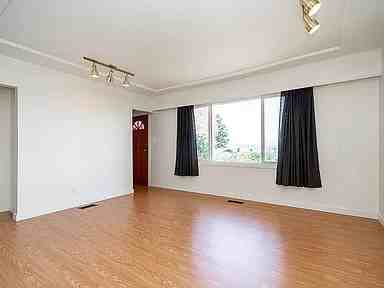 107 Sapper Street - Photo 3 of 14