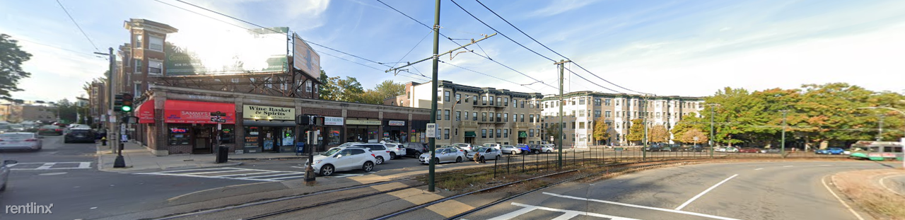 126 Warren St - Photo 2 of 5