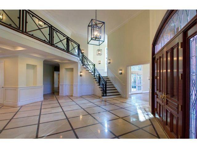 141 Tuscaloosa Ave - Photo 3 of 22