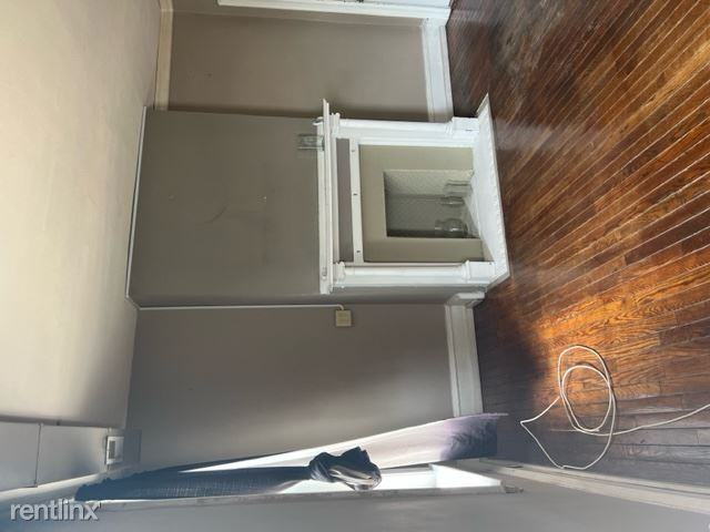 109 E Stewart Ave - Photo 3 of 6
