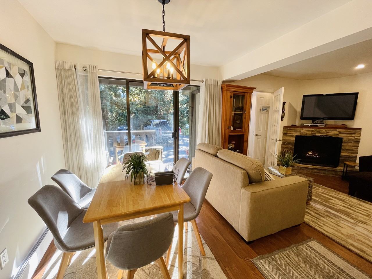 8052 Timber Lane - Photo 3 of 16