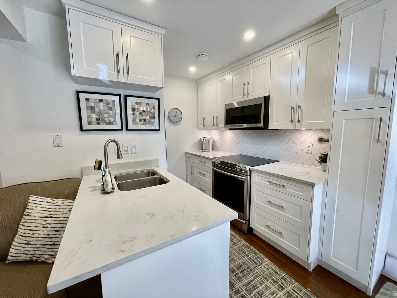 8052 Timber Lane - Photo 6 of 16