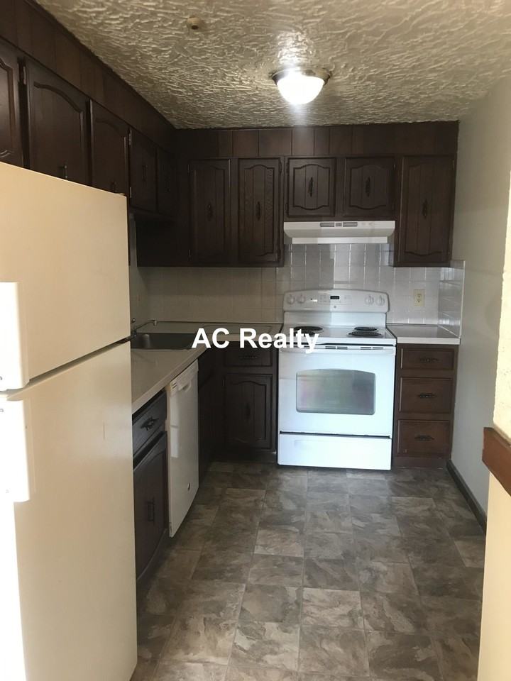 75 Winthrop St #34 - Photo 2 of 14