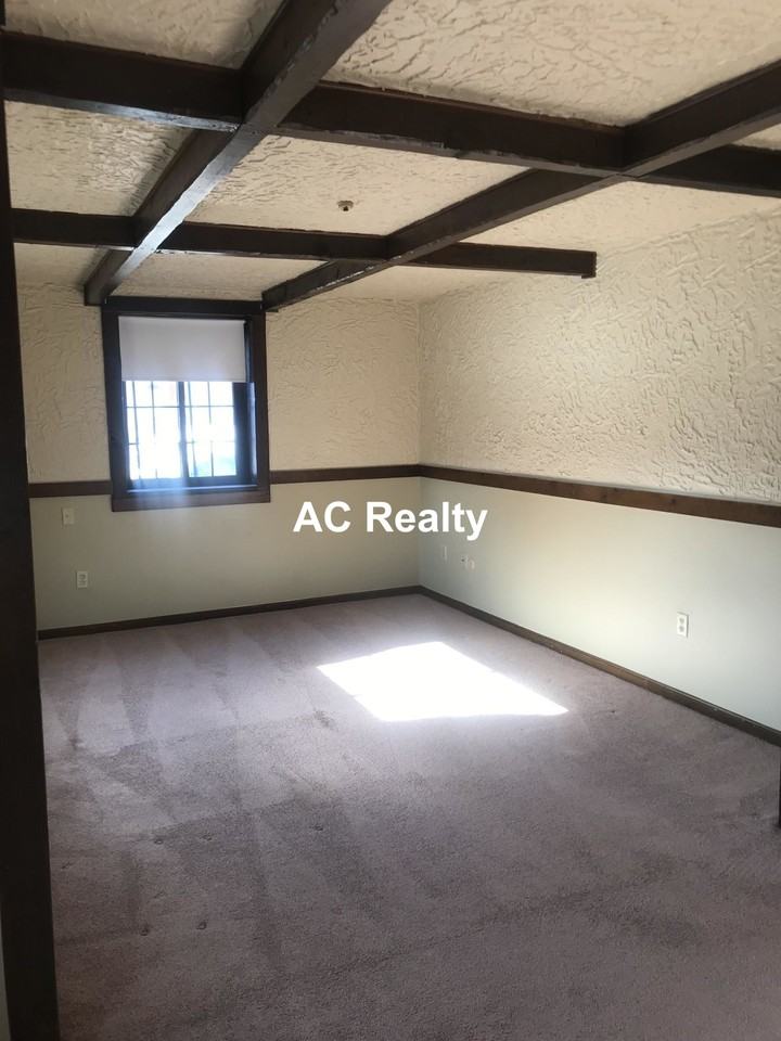 75 Winthrop St #34 - Photo 3 of 14