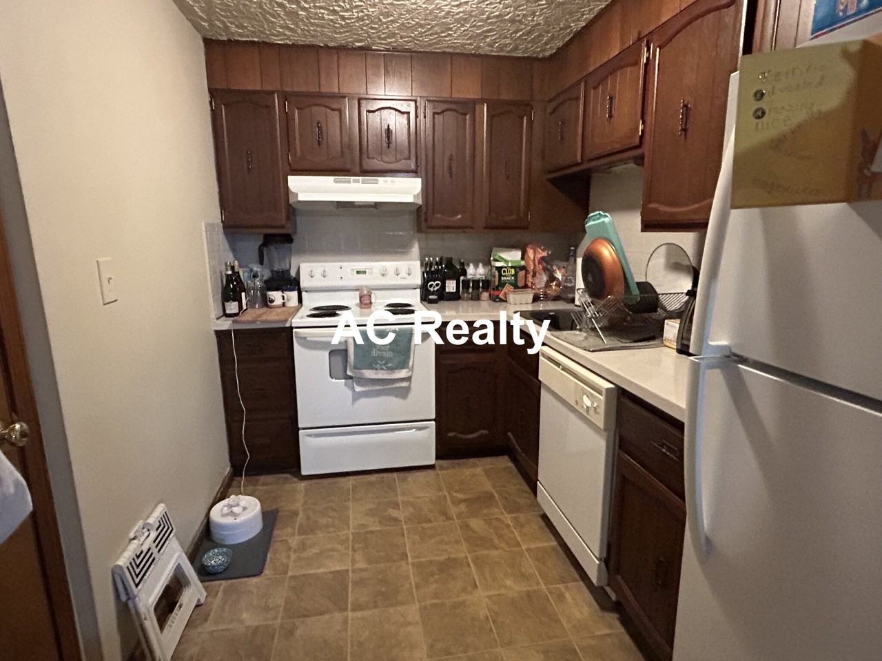 75 Winthrop St #21