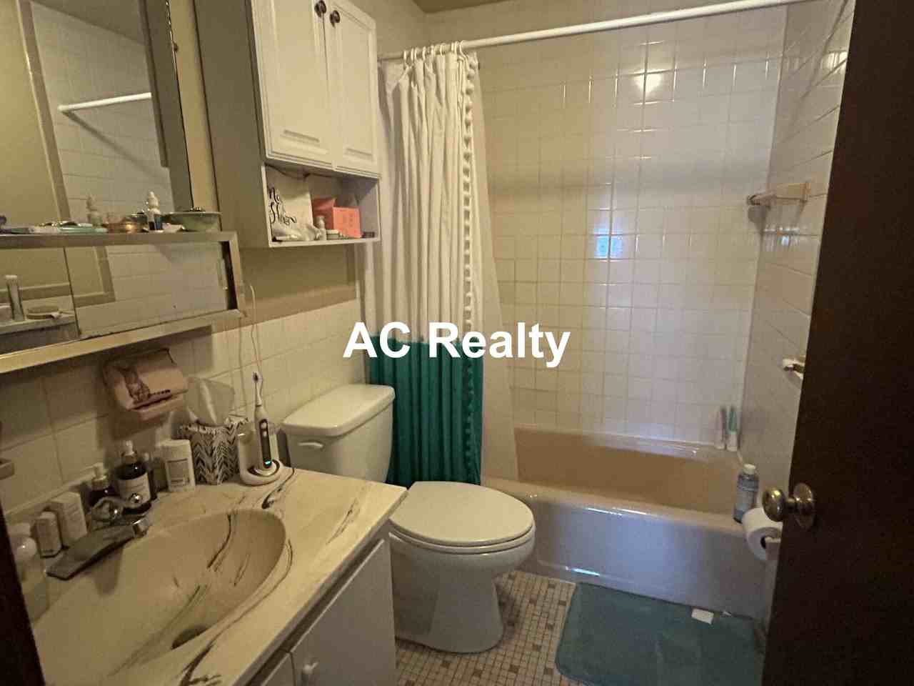 75 Winthrop St #21 - Photo 6 of 6