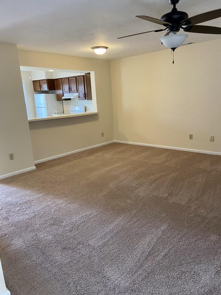 910 Jay Are Ct #1 - Photo 6 of 26