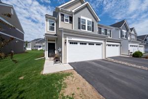 featured image of 725 Wildflower Ln #1