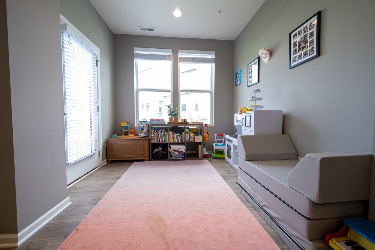 725 Wildflower Ln #1 - Photo 7 of 29