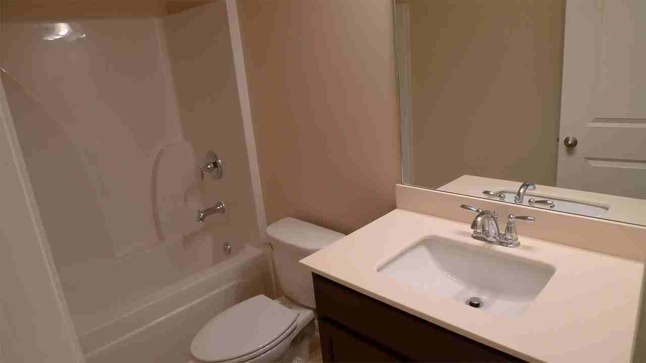 92 Greenfield Dr #1 - Photo 4 of 11