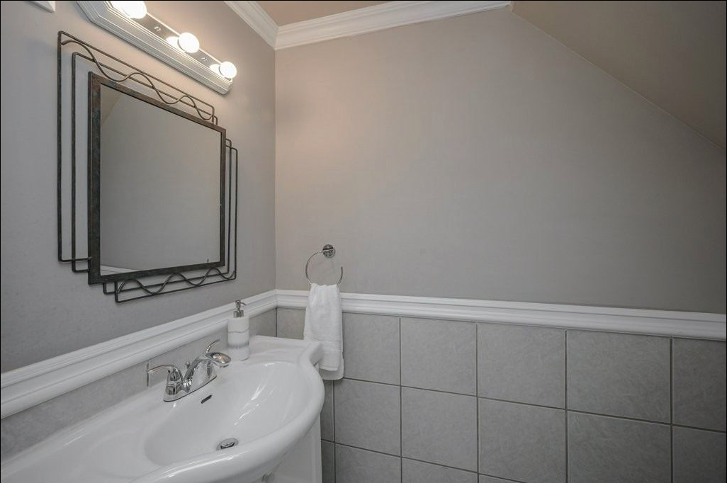 145 Rice Avenue #9 - Photo 3 of 29