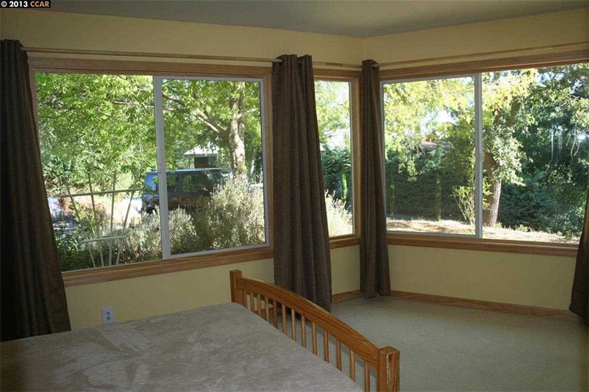 44 Heather Ln - Photo 2 of 19