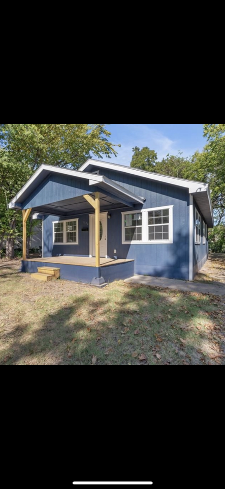 1124 W 6th Ave #NA - Photo 2 of 5