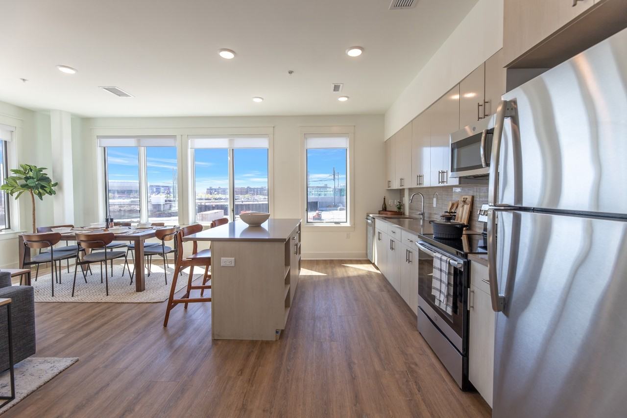 601 Frank E Rodgers Blvd S #502 - Photo 2 of 8