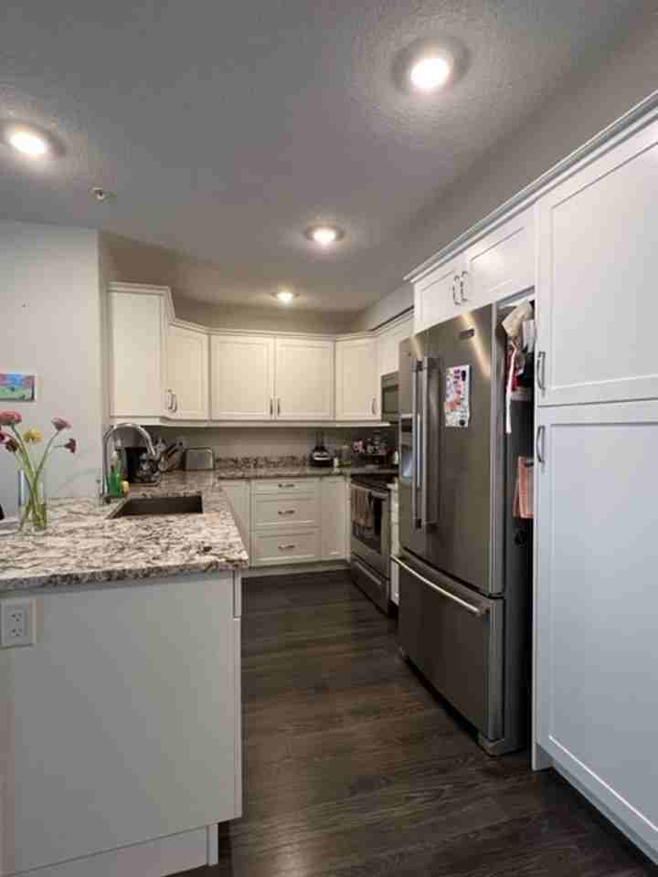 Furnished 2 Bedroom 2 Bathroom Condo in Stonebridge - Photo 3 of 24