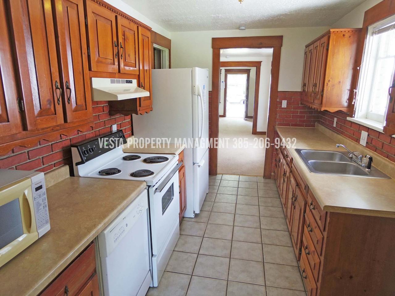 2536 Madison Ave #A - Photo 2 of 10