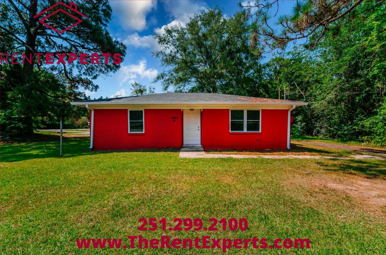 8863 Maple St #A - Photo 3 of 34