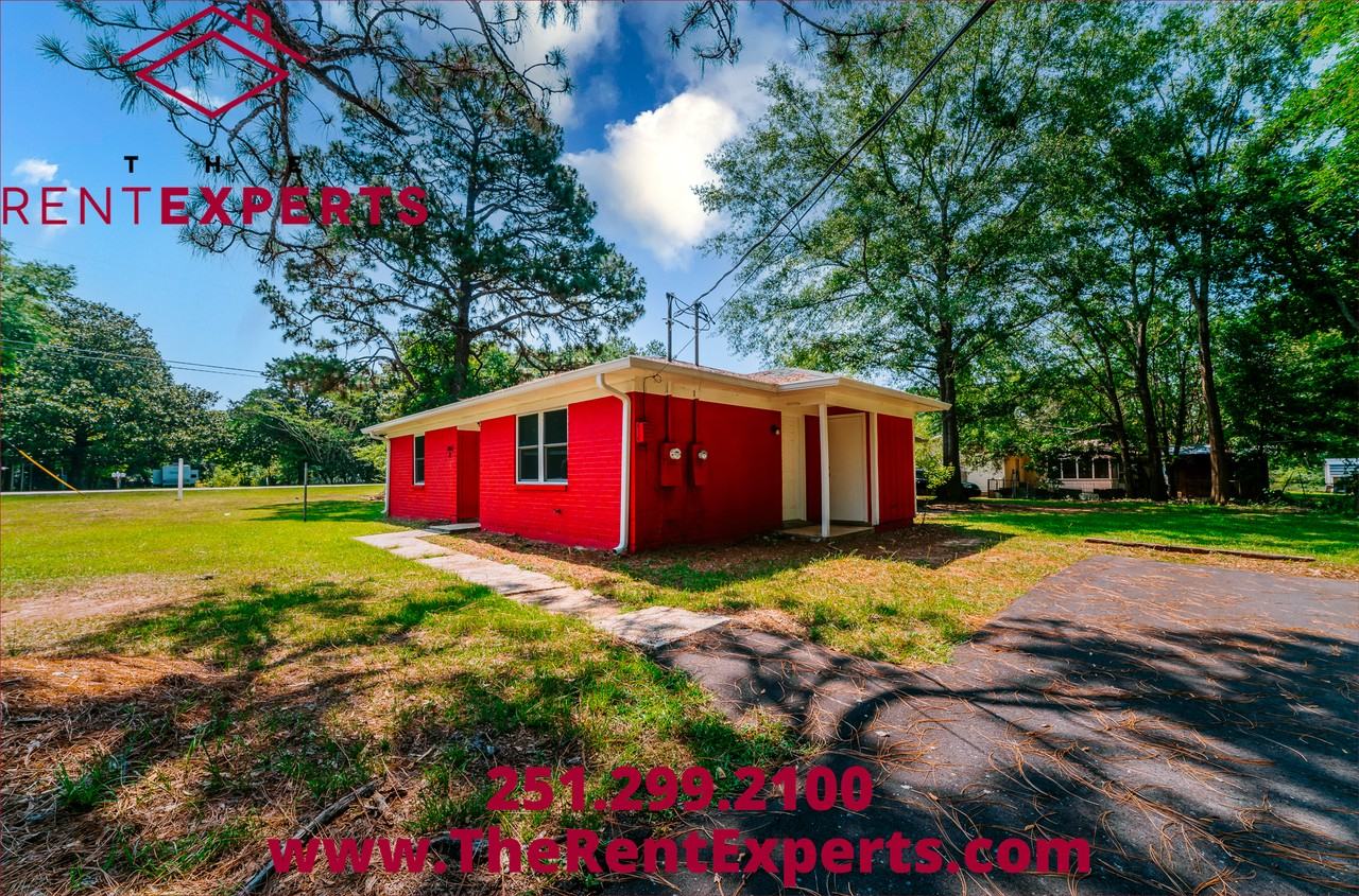 8863 Maple St #A - Photo 5 of 34