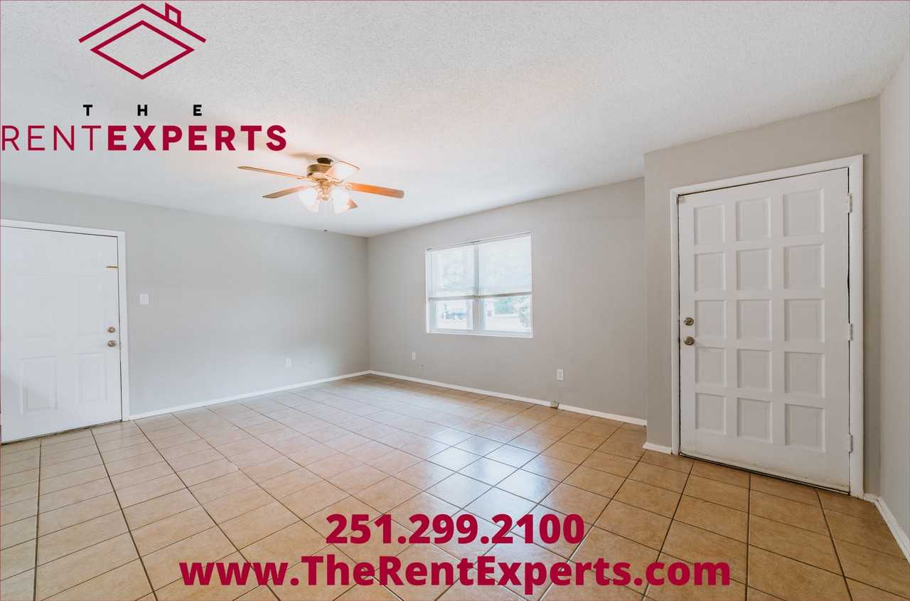 8863 Maple St #A - Photo 7 of 34