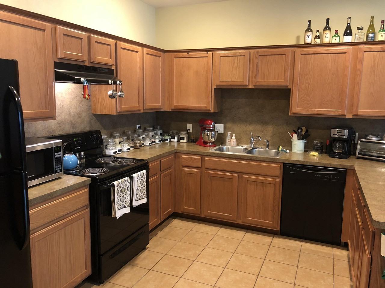 21387 W Wallis Dr Unit B #B - Photo 5 of 12